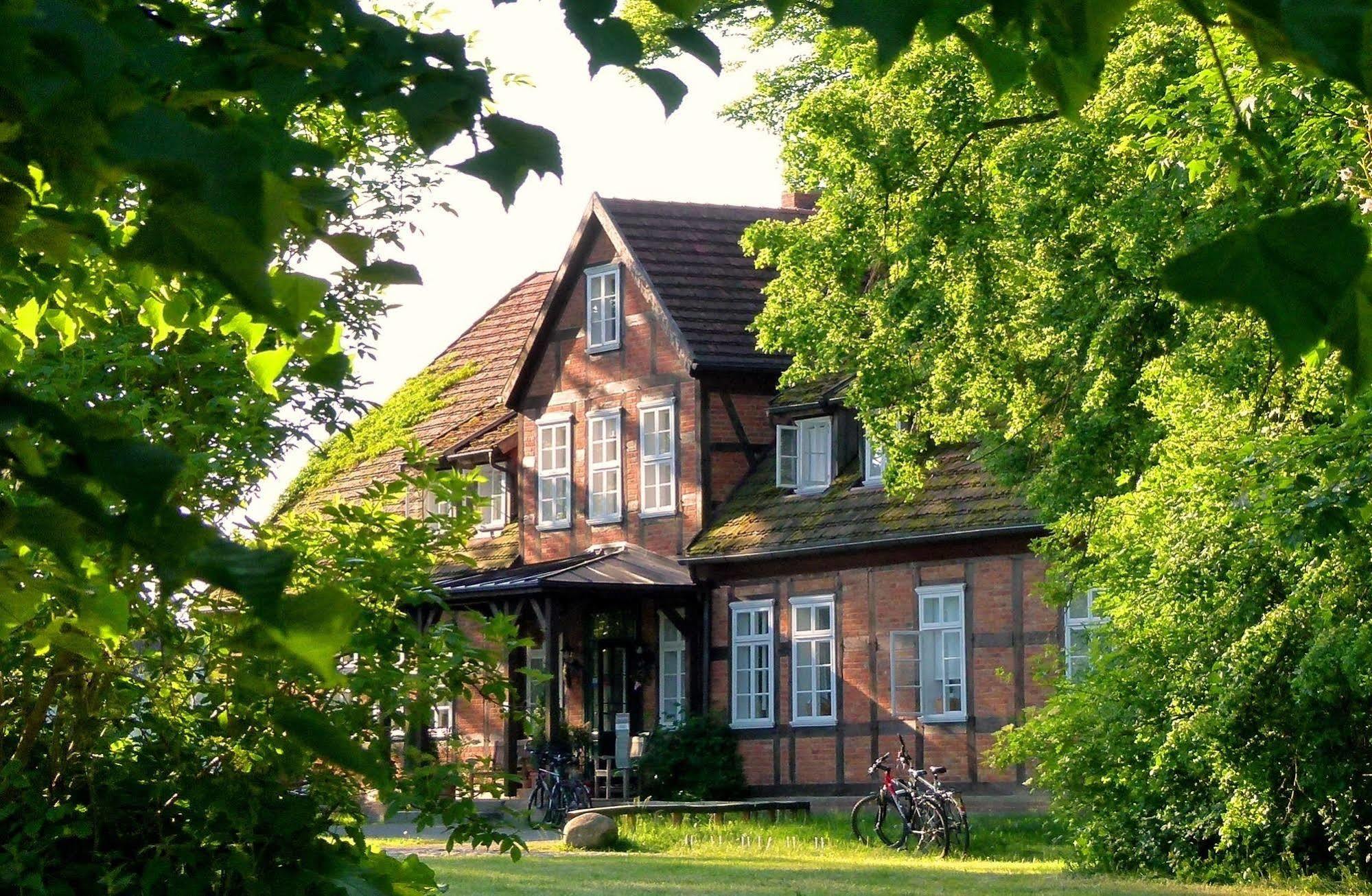 Gutshof Woldzegarten Hotel Esterno foto