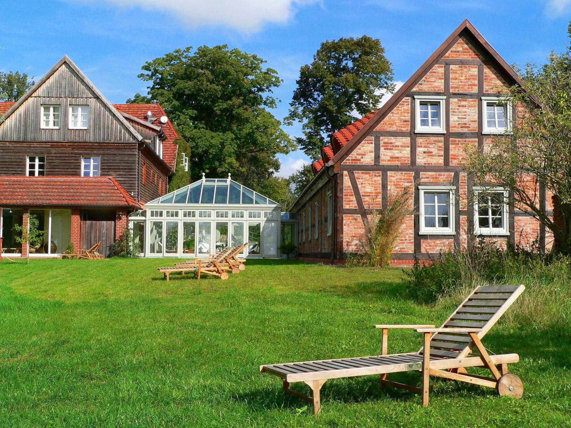 Gutshof Woldzegarten Hotel Esterno foto
