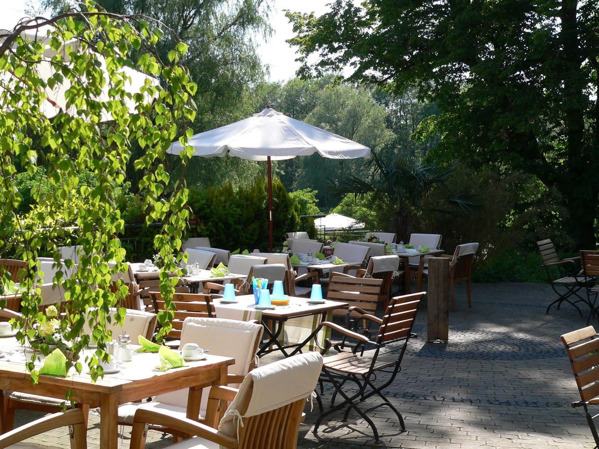 Gutshof Woldzegarten Hotel Esterno foto