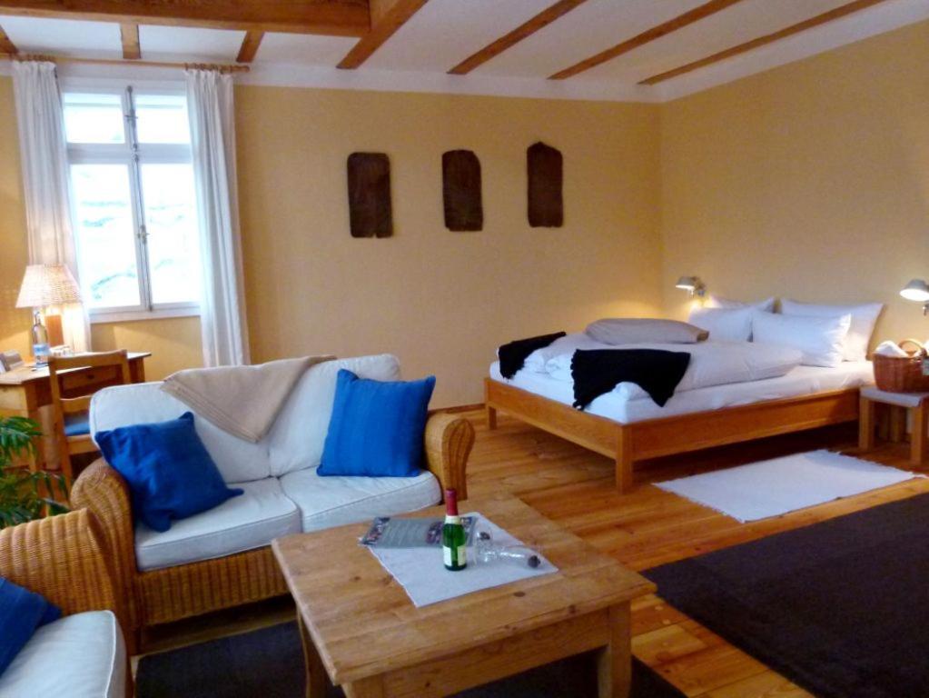 Gutshof Woldzegarten Hotel Esterno foto